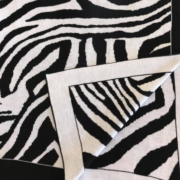 Manta tricot Zebra - Meu Cantinho de Tricô