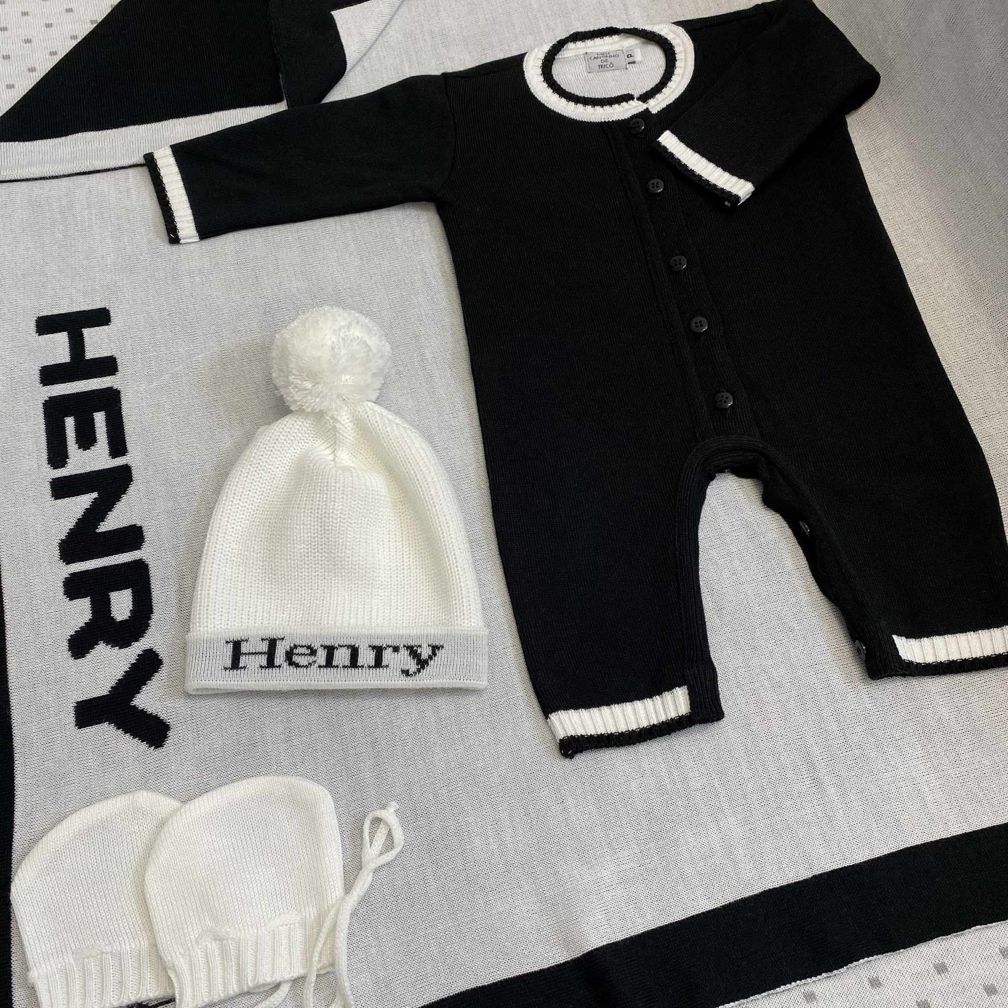 Kit Gorro Pompom e Luvas RN Personalizado com Nome - Imagem 5